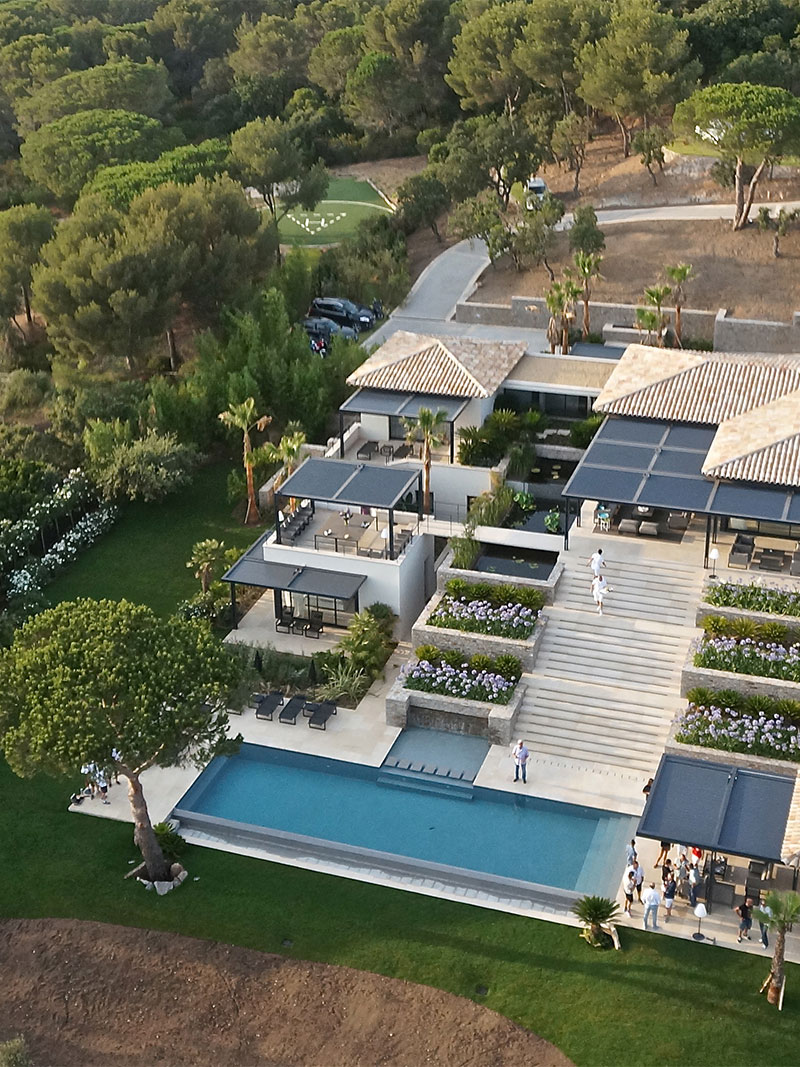 Carlos Oliveira Concept Construction villa avec PIscine dans le Golf de Saint Tropez